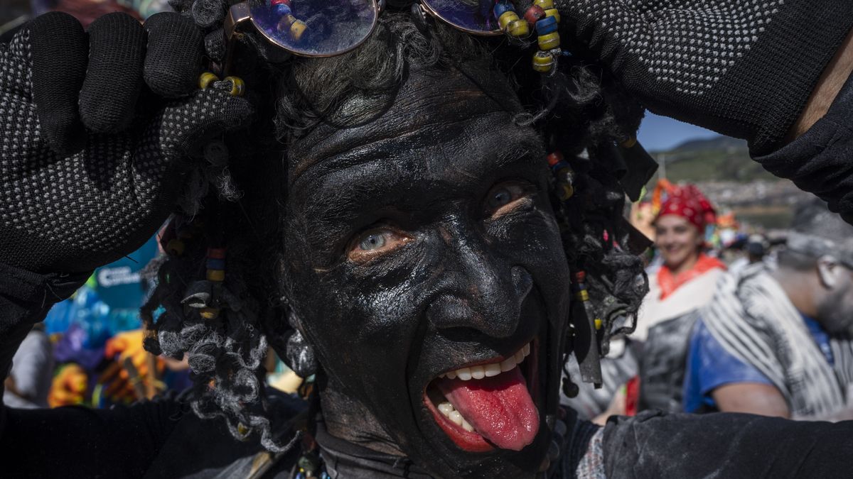 Fotky: V Kolumbii vrcholí karneval černých a bílých